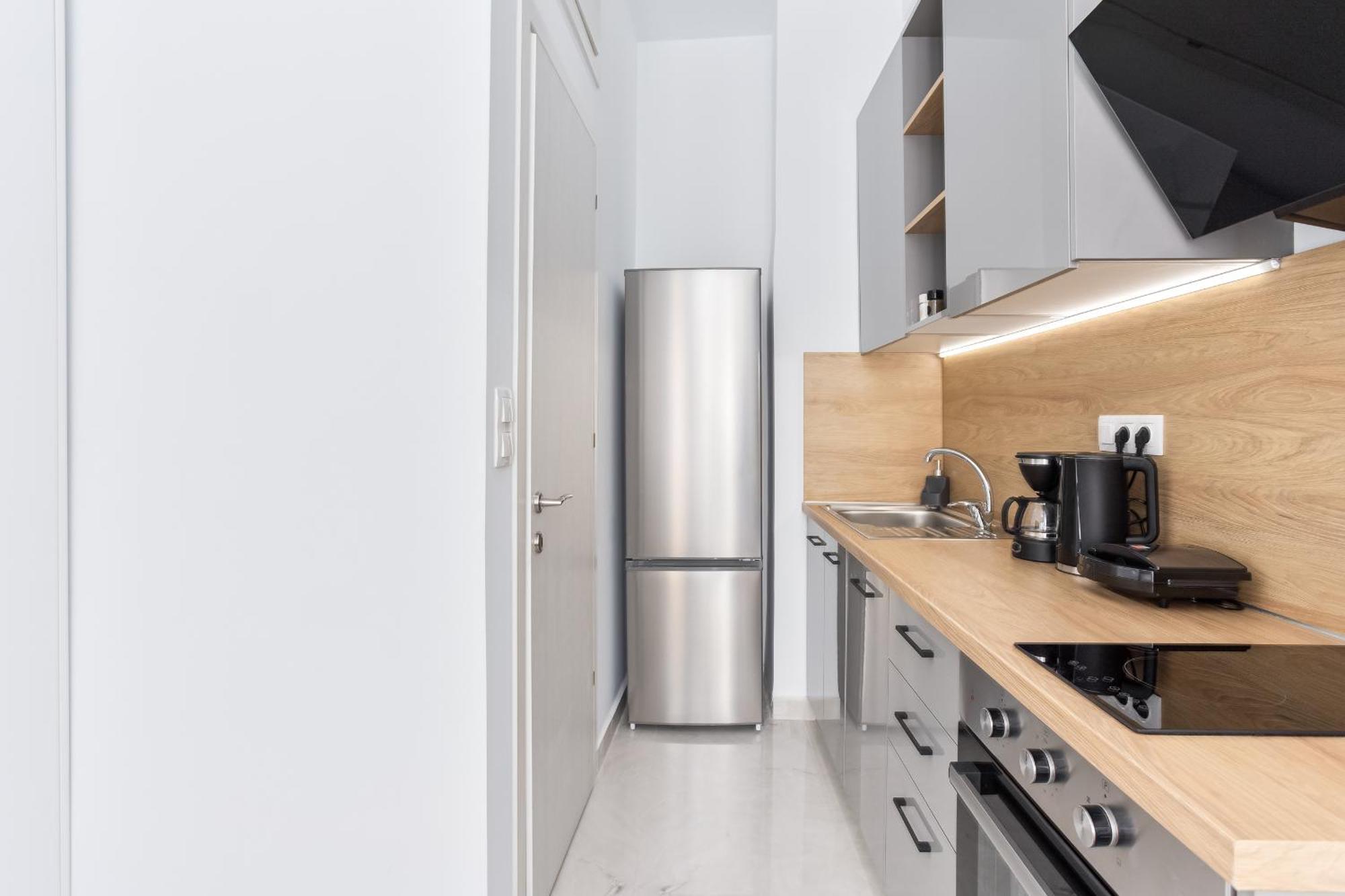 New Glamorous Apartment In Downtown Солун Екстериор снимка